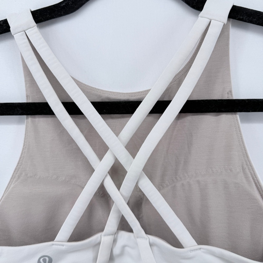 Lululemon Energy Bra High Neck White Crisscross‎ Strappy Back Sports Bra Size 6 - Picture 4 of 4
